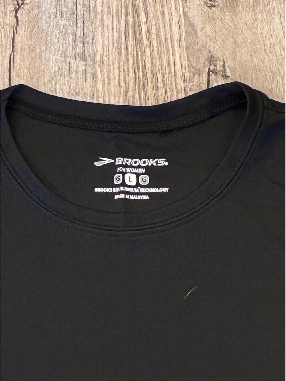 Brand New with Tags Women's Brooks Podium SS Black T-Shirt Large - Picture 7 of 7